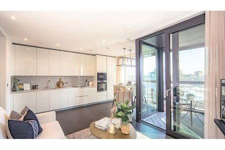 2 Bed Flat, Charles Clowes Walk, SW11 - Photo 3