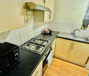 1 bedroom flat to rent - Photo 5