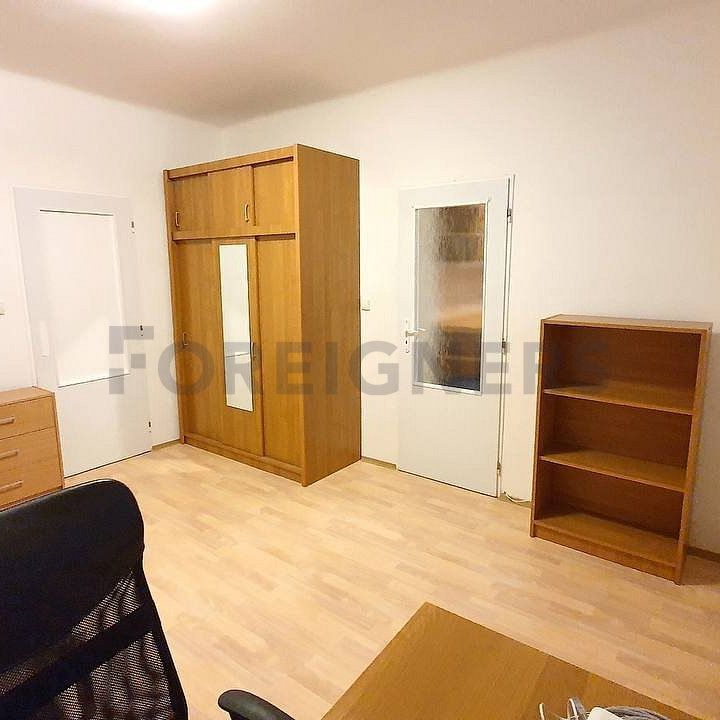 Apartment for rent, 2+1 - 1 bedroom, 52m - Photo 1