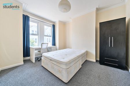 5 bedroom terraced house to rent - Photo 4