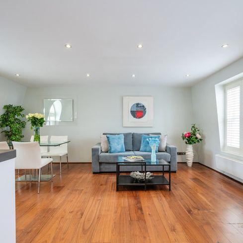 Emperor's Gate - Photo 1