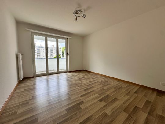 "grosszügige, helle 3.0-Zimmer-Wohnung" - Photo 1