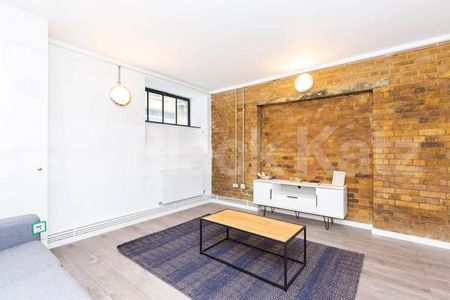 1 bedroom located within a the iconic Springfield Loft building - Photo 3