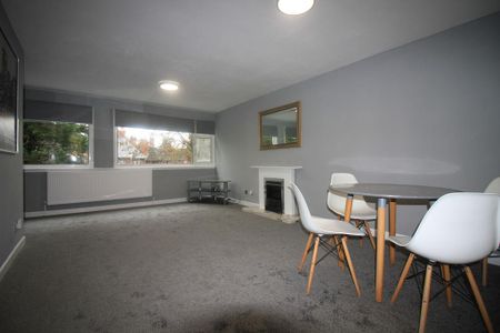 4 bedroom terraced house to rent - Photo 2