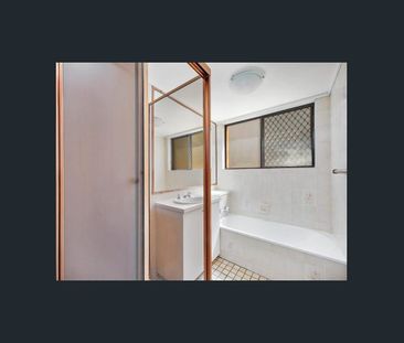 If you were any closer to the beach, you would be in the water! - Photo 5