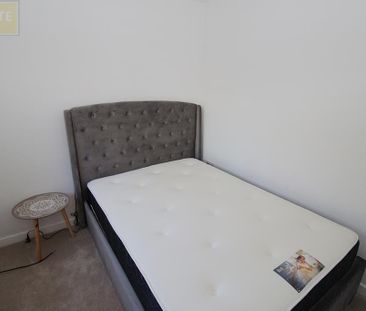 3 bedroom semi-detached house to rent - Photo 6