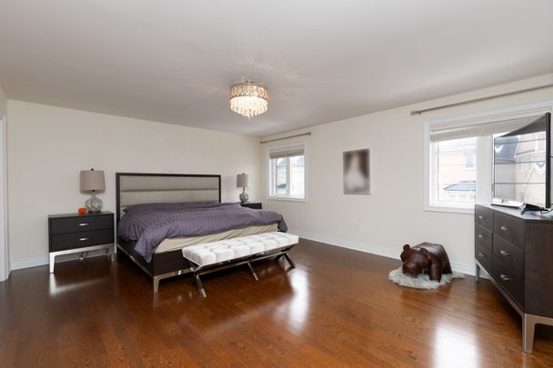 For Lease - 71 Allison Ann Way, Vaughan, Ontario - Photo 1