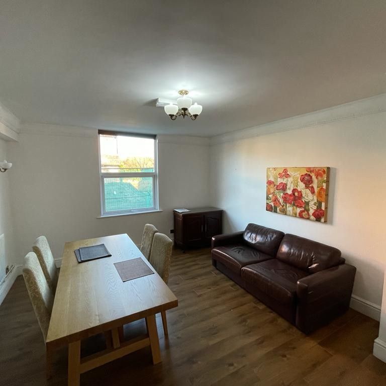 1 bedroom Apartment to let - Photo 1