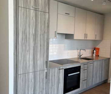 For Lease - 5 Quarrington Lane Unit# 905, Toronto, Ontario - Photo 4