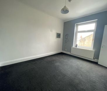 5 bedroom terraced house to rent - Photo 3