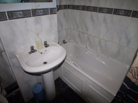 2 bedroom house to rent - Photo 4