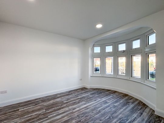 4 Bed Terraced House, Ripple Road, IG11 - Photo 1