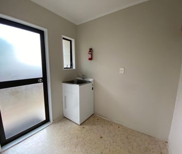 Private on Princes - Photo 3