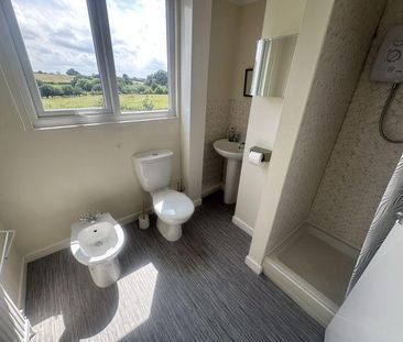3 bedroom property to rent - Photo 1