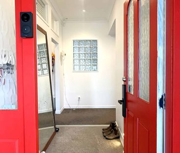 5 Bedrooms, Browns Bay - Photo 5