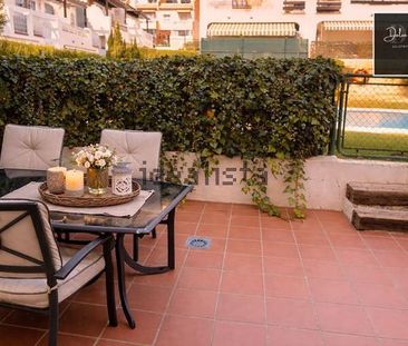 Alquiler de chalet adosado en Calle Sicilia - Foto 6