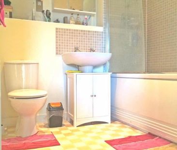 1 Bed Penthouse, Limehouse Lodge, E5 - Photo 2