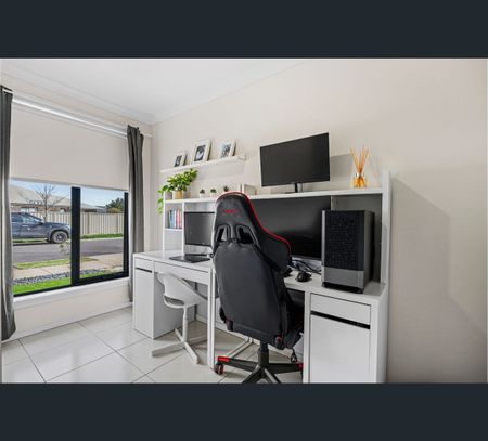 5 Catalonia Avenue, Munno Para West, SA 5115 - Photo 5