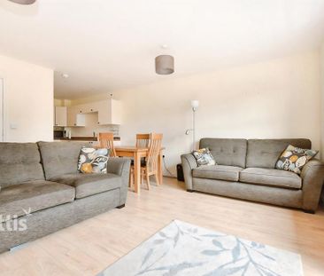 2 bedroom flat to rent - Photo 5