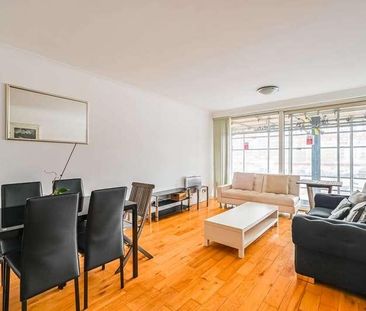 Boardwalk Place, Poplar, E14 - Photo 1