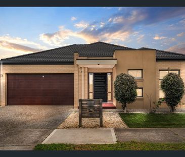 Quality Family Living Surrounded by Parkland. - Photo 4