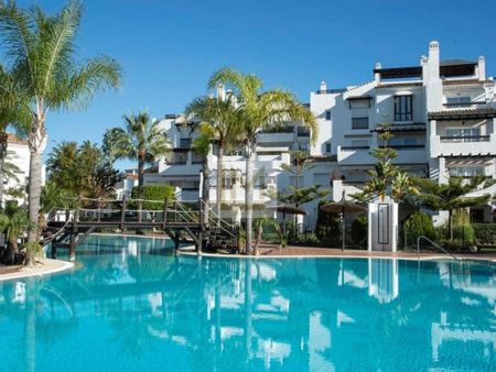 3 bedroom luxury Flat for rent in Guadalmina Alta, Marbella, Malaga, Andalusia - Photo 3