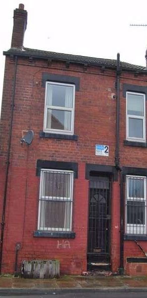 Thornville Street, Hyde Park, Leeds, LS6 - Photo 2