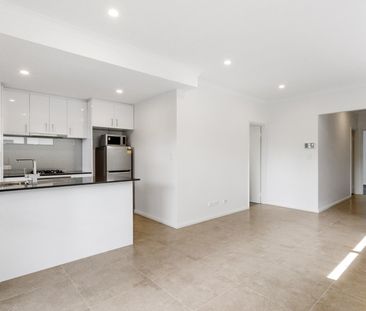 EFFORTLESS LIVING - Photo 3