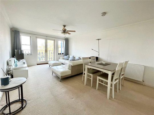 2 bedroom flat to rent - Photo 1