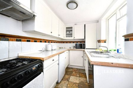1 bedroom house to rent Newmarket Road, BN2 - Photo 3