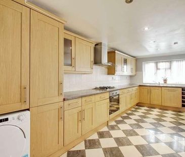 Rosemary Avenue, Hounslow, TW4 - Photo 5