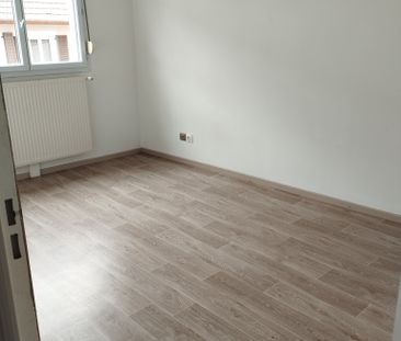 Location - Appartement T3 - 69 m² - Valentigney - Photo 4