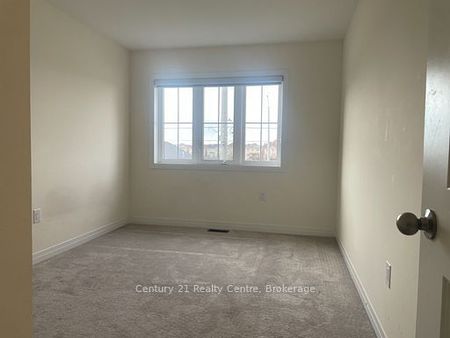 For Lease - 33 Brixham Lane, Brampton, Ontario - Photo 2