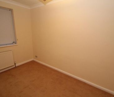 2 bedroom maisonette to rent - Photo 4