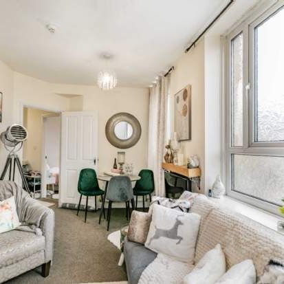 1 bedroom property to rent in Leeds - Photo 1