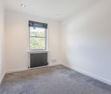 3 bedroom apartment to rent - Photo 6