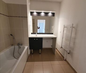 5 pièces - 95,07 m² - 1er étage - Colocation autorisée - Photo 2