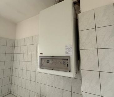 Schöne 3,5 Zimmer-Wohnung mit Balkon und Stellplatz - Foto 1