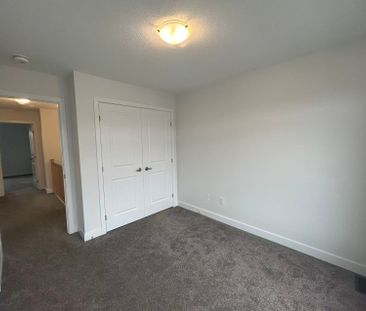 For Lease - 870 Solarium Avenue, Blossom Park - Airport and Area, O... - Photo 2