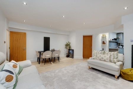 2 bedroom apartment to rent - Photo 2