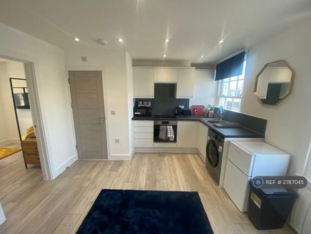 1 bedroom flat to rent - Photo 5