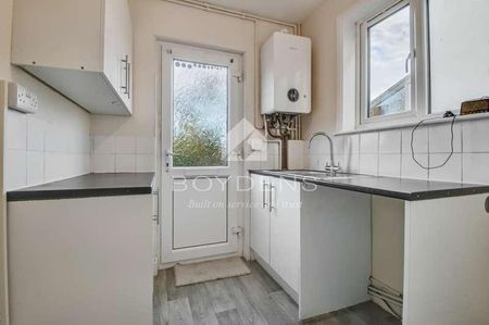 Coppins Road, Clacton On Sea, CO15 - Photo 3