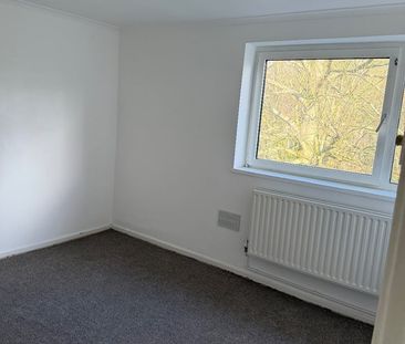 3 Bed Maisonette, Farlington Place, SW15 - Photo 3