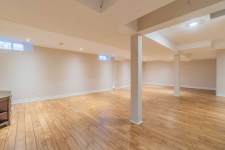 For Lease - 98 Thornhill Ravines Crescent, Vaughan, Ontario - Photo 3