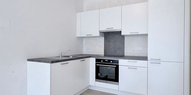 Appartement te huur in Jambes voor € 950 met 2 slaapkamers - Photo 1