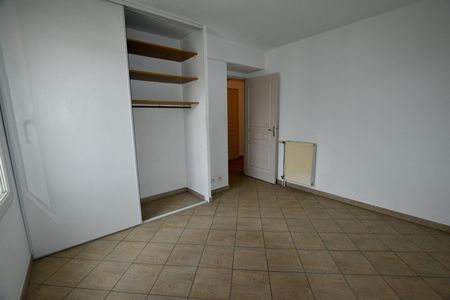 T3 résidence sécurisée - ascenseur - box - cave, - Photo 2