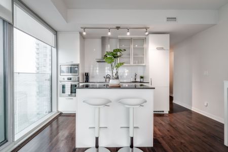 For Lease - 12 York Street Unit# 4810, Toronto, Ontario - Photo 4