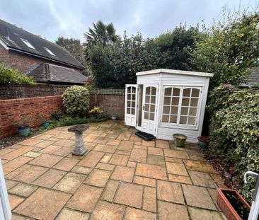 1 bedroom ground floor flat to rent - Photo 4