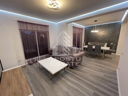 Casa cu 3 dormitoare, locuri de parcare, in Dumbravita - Fotografie 1