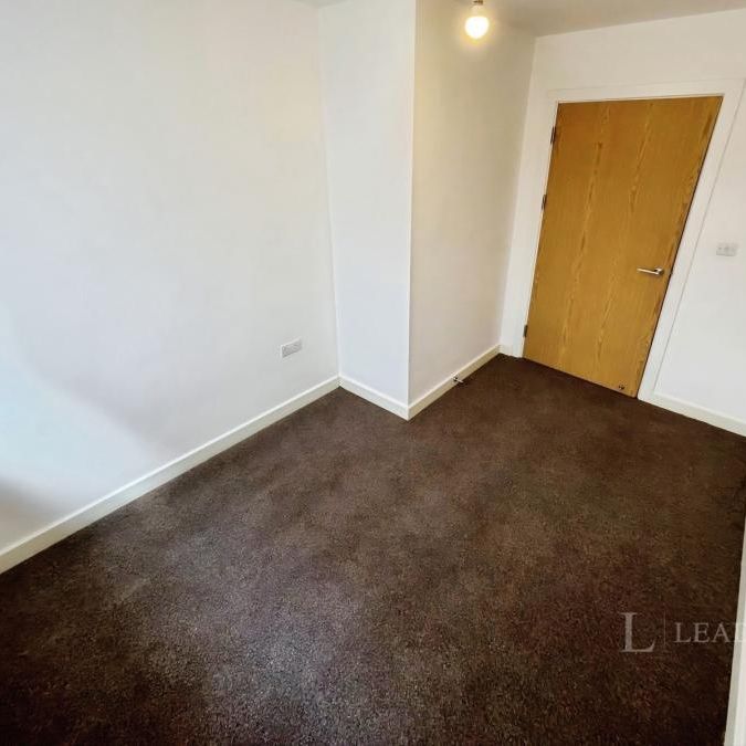2 bedroom apartment to rent Old Bedford Road, Luton, Bedfordshire, LU2 - Photo 1